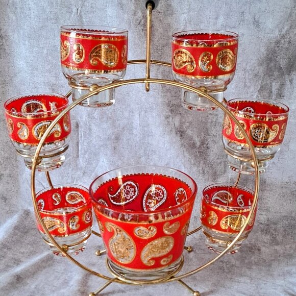 Culver Red Paisley Carousel - Picture 1 of 7
